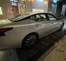 نيسان ألتيما